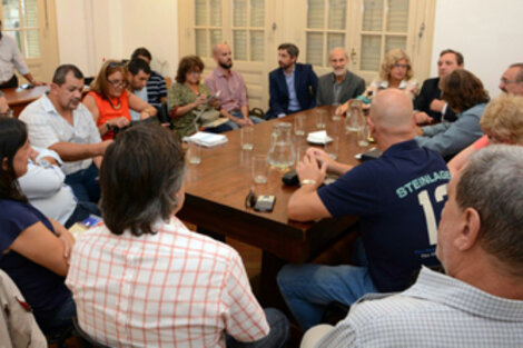 El primer encuentro paritario sirvió apenas para poner sobre la mesa las distintas posturas.