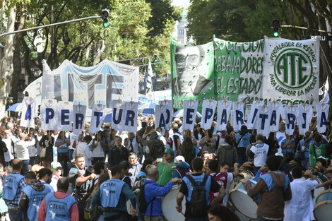 La respuesta de los docentes a Vidal