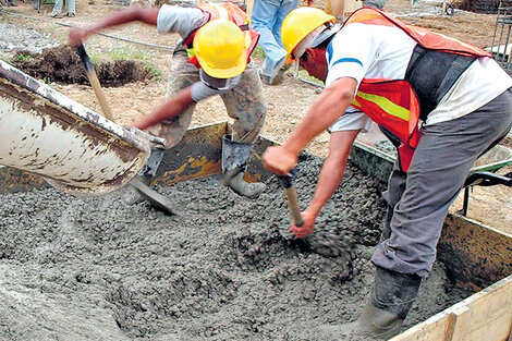 La construcción continúa en caída libre