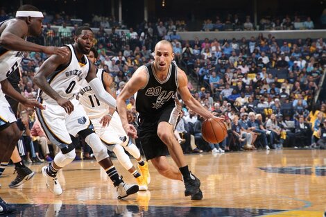 Manu Ginóbili jugará una temporada más en los Spurs