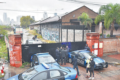 Desalojo de cartoneros en la ex bodega Giol