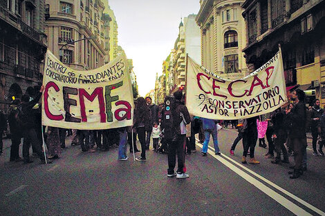 “En un fondo muy difícil de remontar”