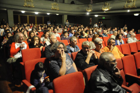 La asamblea se realizó en Plataforma Lavardén.