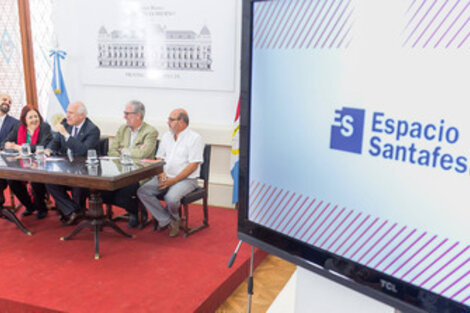 Ricci, González, Lifschitz, Cantini y Tejeda, durante la presentación en Casa de Gobierno.