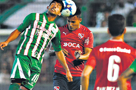 En el duelo familiar, avanzó el Rojo