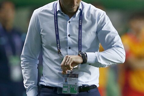 Claudio Úbeda, entrenador de la Selección Sub 20, durante la inesperada derrota con Corea del Sur.