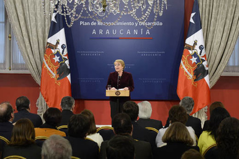 Bachelet pidió perdón al pueblo Mapuche