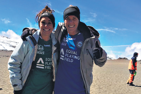 En el Kilimanjaro la pelota sí dobla