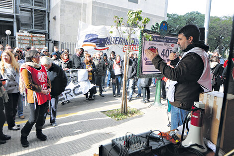 La Asamblea Audiovisual acompañó ayer a los trabajadores del organismo del cine nacional. (Fuente: Guadalupe Lombardo)