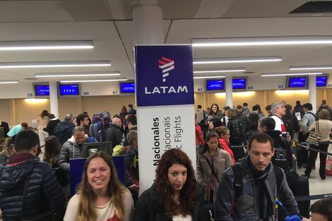 Pilotos de paro en Aeroparque