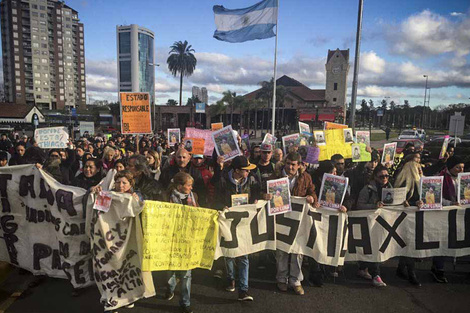 Marcha en Tigre por los femicidios de Georgina y Luna