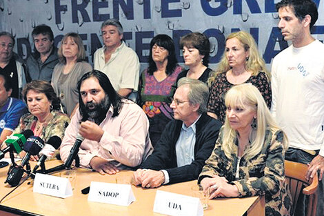 “El dinero estaba desde el primer día. Se quiso imponer una pauta salarial a la baja”, dijo Roberto Baradel, secretario general del Suteba.