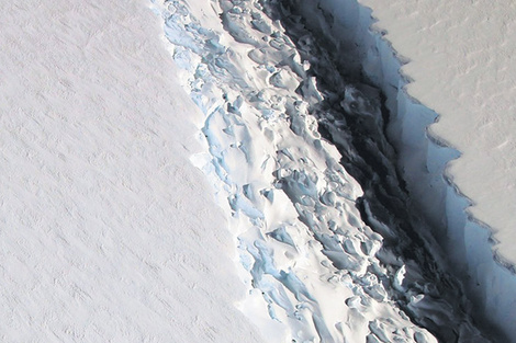 El gigantesco iceberg se disolverá en el lugar, sin moverse.