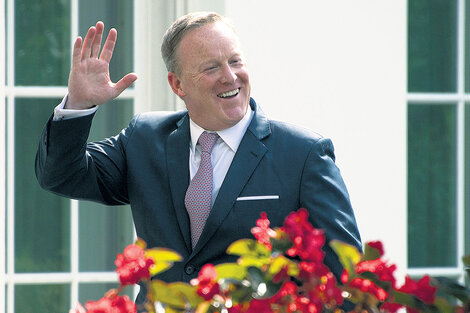 Renunció Sean Spicer, el alter ego de Trump