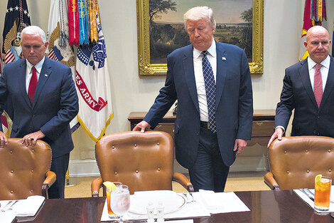 Trump y su vice Pence (izq.) defendieron un cambio del sistema de salud. (Fuente: AFP)