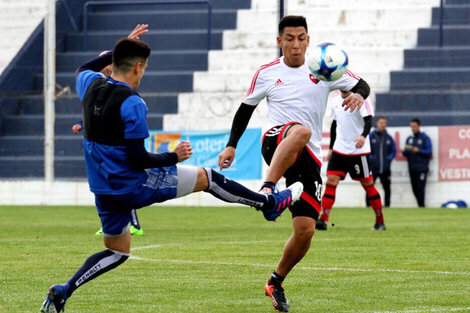 Sarmiento se lesionó jugando contra Talleres.