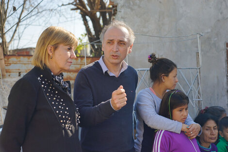 Los candidatos dialogaron con los vecinos de la zona.