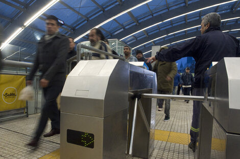 Paros rotativos en el subte