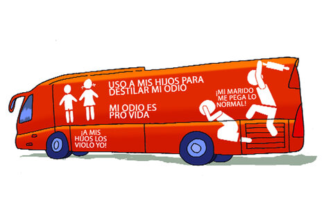 Versión del bus pro familia normal para que el mensaje de la homolesbotransfobia sea todavía más directo. (Fuente: Maia Debowicz y La Diablo)