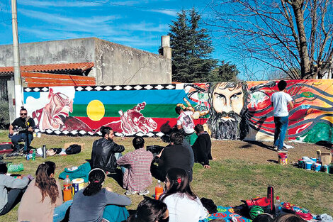 El mural en homenaje a Santiago Maldonado que se realizó en 25 de Mayo, donde viven sus padres.