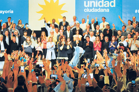 Cristina Kirchner fue la única oradora en el acto realizado en el estadio Atenas de La Plata.