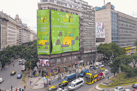 Greenpeace denunció la violación de la Ley de Bosques.