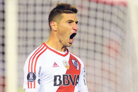 Alario lleva dos años con la camiseta de River, donde consiguió varios títulos.