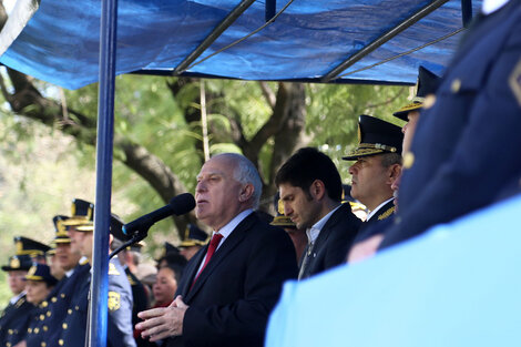 Pullaro y Lifschitz participaron ayer del acto por el aniversario de la Policía provincial.