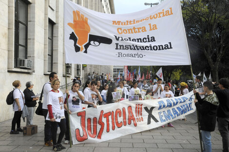 La movilización unió Tribunales con el edificio de Gobernación.