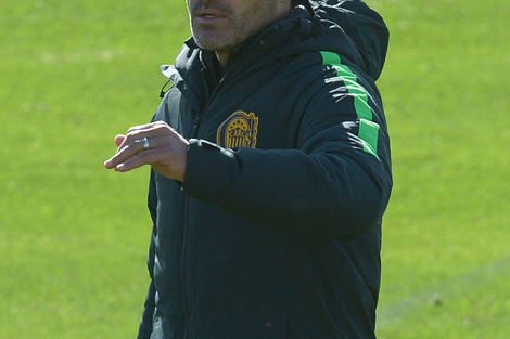 El técnico Montero.