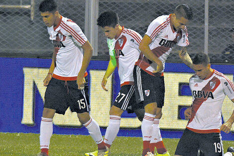 Santos Borré festeja su gol, el primero de River, en el amanecer del partido, para que el muletto de Gallardo ganara confianza.