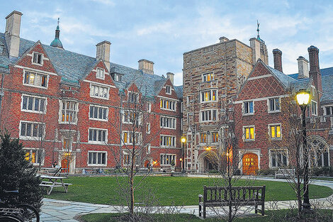 Universidad de Yale. Detrás de la imponente fachada, negocios especulativos multimillonarios.