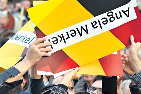 Cierre de campaña para el partido CDU liderado por la canciller Angela Merkel, amplia favorita para las elecciones de hoy. (Fuente: AFP)