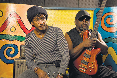 Sly Dunbar y Robbie Shakespeare han puesto su toque en más de 200 mil grabaciones.