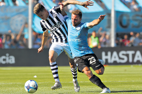 Pocas situaciones de gol y mucha lucha en el mediocampo. (Fuente: Fotobaires)