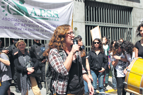 Ensayo de política antisindical