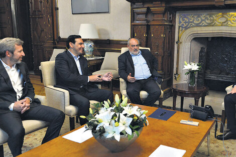 Frigerio, Colombi, Valdés y Macri, reunidos ayer en la Casa Rosada, luego del triunfo electoral del domingo. (Fuente: DyN)