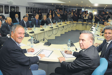 Los gobernadores se reunieron ayer en el Consejo Federal de Inversiones.