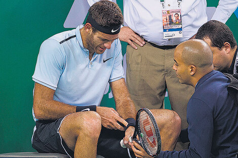 Del Potro, ayer se fue preocupado y con dolor en la muñeca izquierda. (Fuente: AFP)