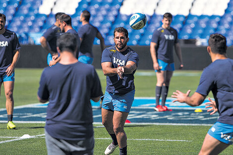 Los Pumas se entrenaron ayer en el Malvinas Argentinas.