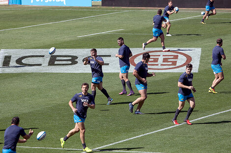 El plantel ya se encuentra en Londres realizando los entrenamientos.