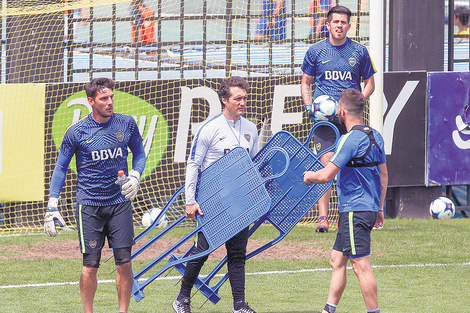 Boca trabajó sin seis titulares