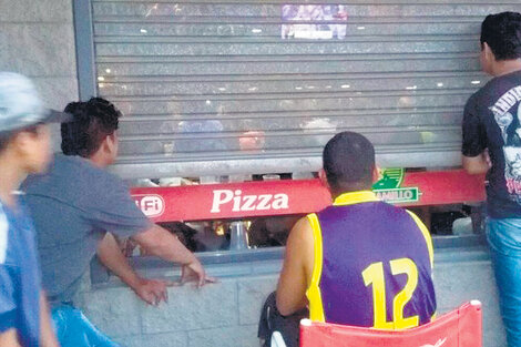 La ñata contra el vidrio para ver ahora los partidos de la Superliga argentina.