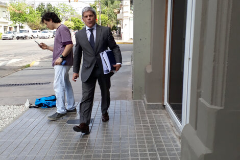 Barraguirre, al ingresar en la Comisión de Juicio Político.