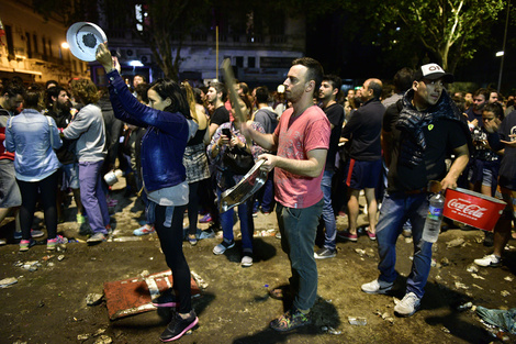 Tras la represión, las cacerolas