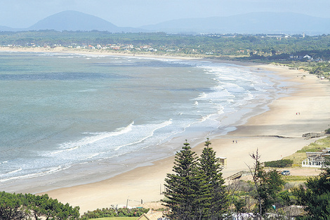 Las playas alejadas del centro de Punta del Este brindan más tranquilidad. (Fuente: Julián Varsavsky)