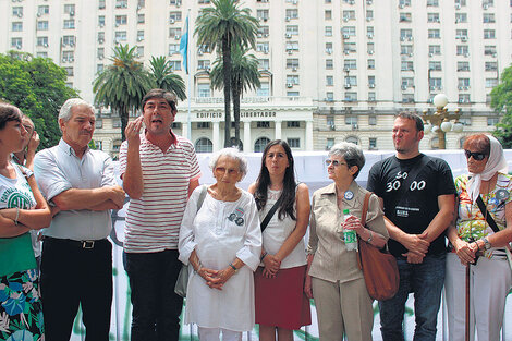 En Defensa despiden y no quieren reclamos