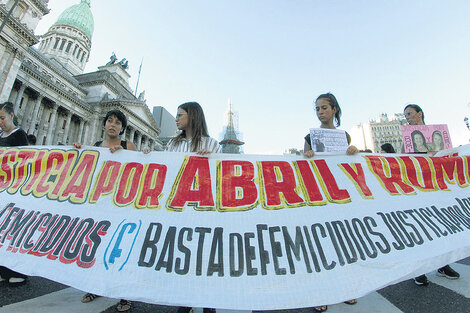 Las marchas de las amigas de Abril y Romi lograron la detención de Campos. (Fuente: Télam)