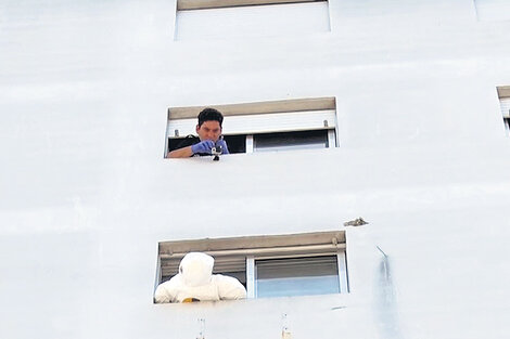 En la reconstrucción se arrojó desde la misma ventana un muñeco con el peso y la altura de Renzo.