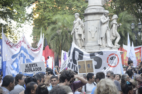 Confluyeron organizaciones de derechos humanos, sindicatos y maestros, entre otros. (Fuente: Andres Macera)